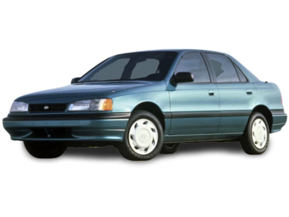 Hyundai Elantra 1 J1