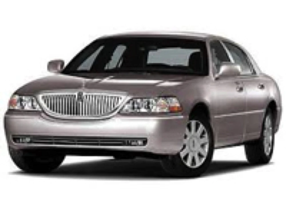 Lincoln Town Car Седан {FN145] 3 поколение