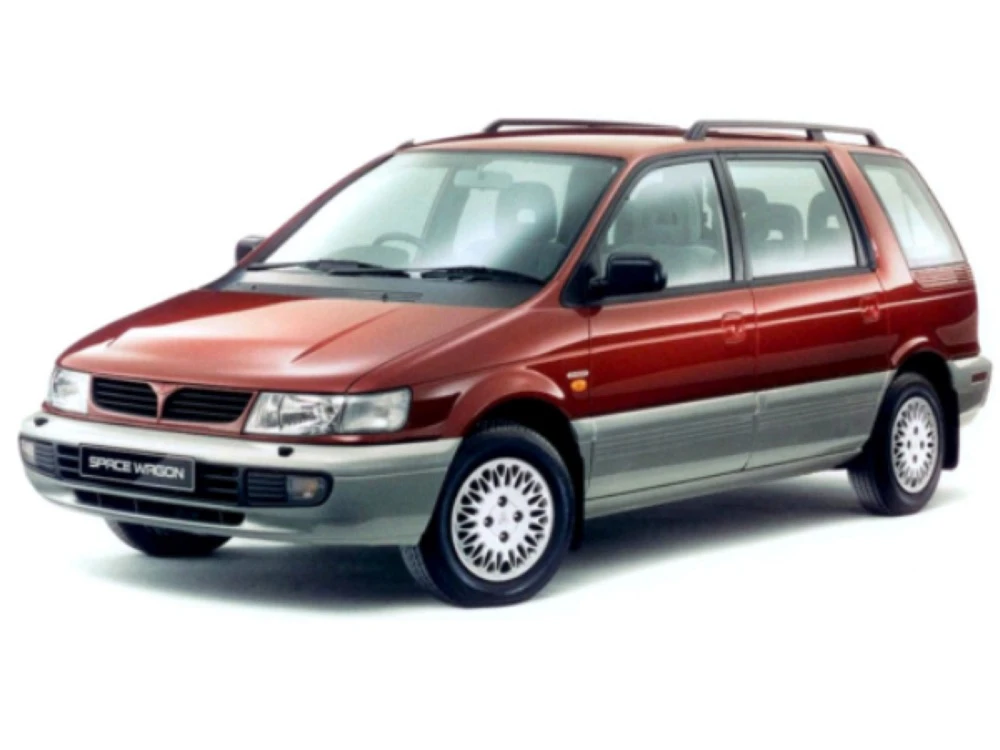 Mitsubishi Space Runner MPV