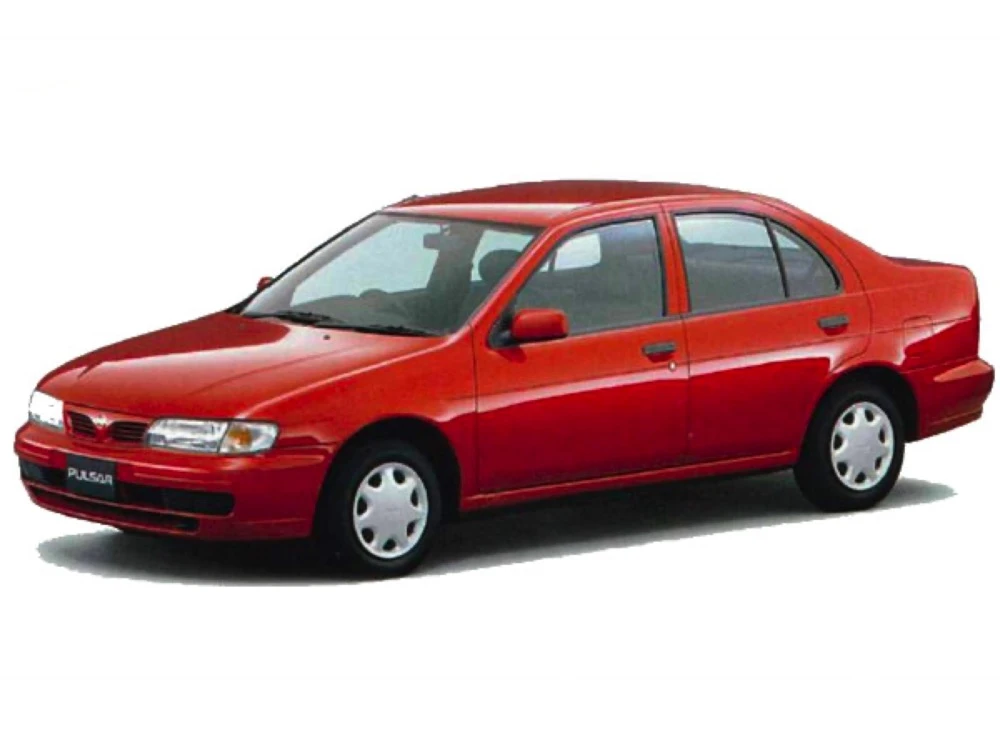 Nissan Pulsar N15 sedan