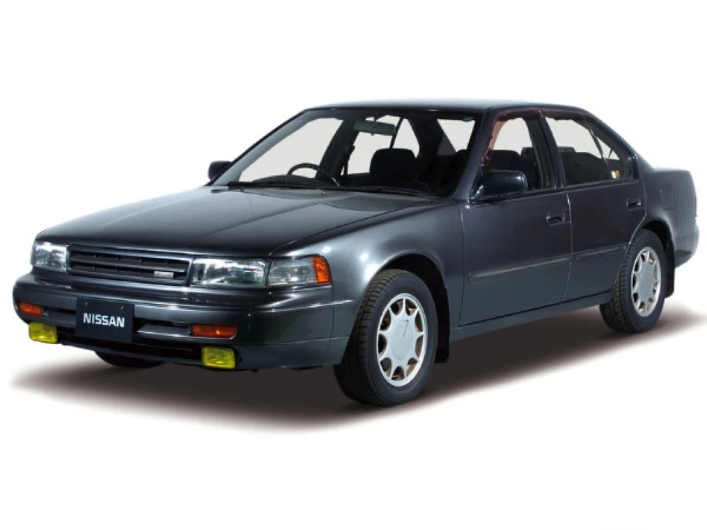 Nissan Maxima 3 J30