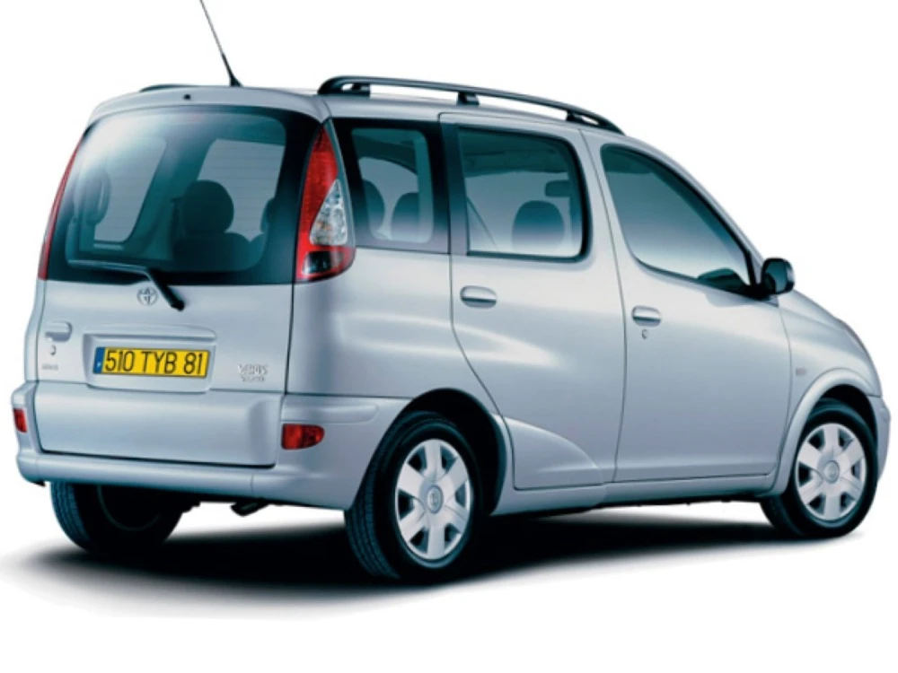 Toyota Yaris P2 MPV