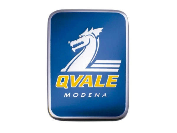 Двірники Qvale