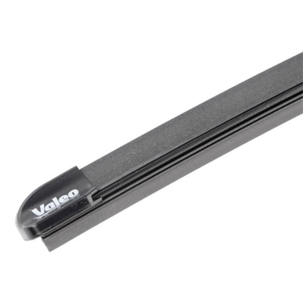 Бескаркасные дворники VALEO Silencio Flat