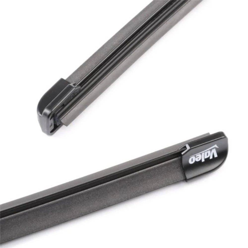 Бескаркасные дворники VALEO Silencio Flat