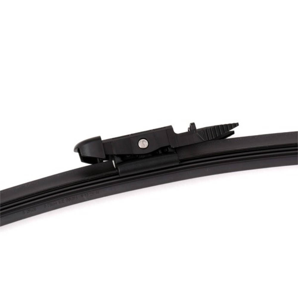 Бескаркасные дворники SWF VisioFlex Original на Mercedes CLA class 1 X117 shooting brake 01.2013-07.2015 pinch tab wiper arm